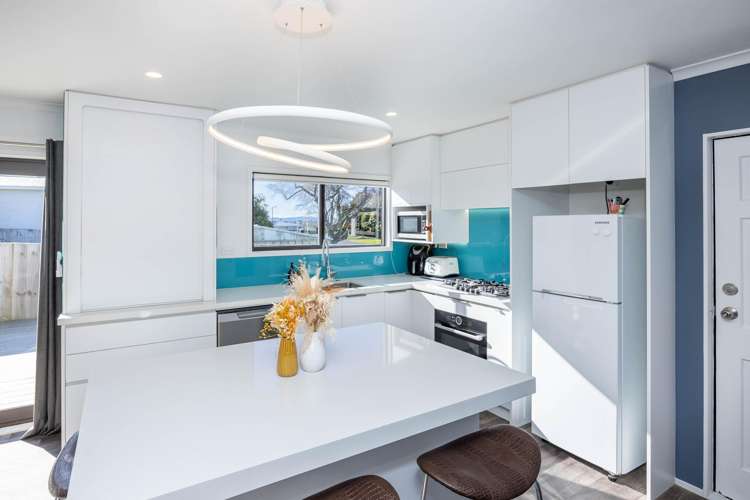 25 Thorncombe Road_4