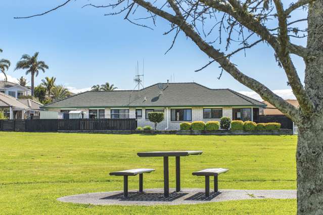 28b Laburnum Glen Mount Maunganui_1