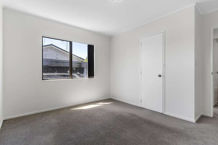 3/26 Queen Mary Avenue New Lynn_12