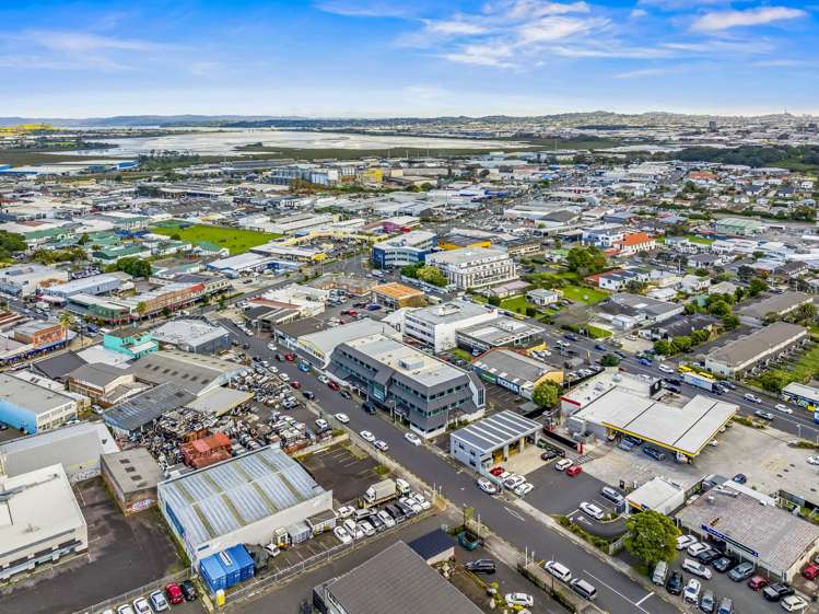 12-16 Gordon Road Otahuhu_17