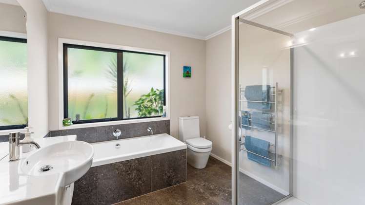 1027 Kaiaua Road Mangatangi_18