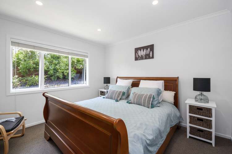 29 Chesham Avenue Waipahihi_7