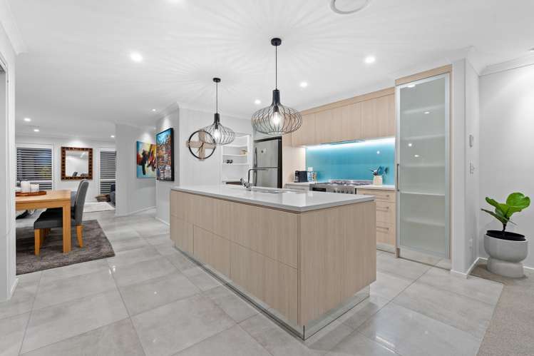 5 Munford Lane Riverhead_16