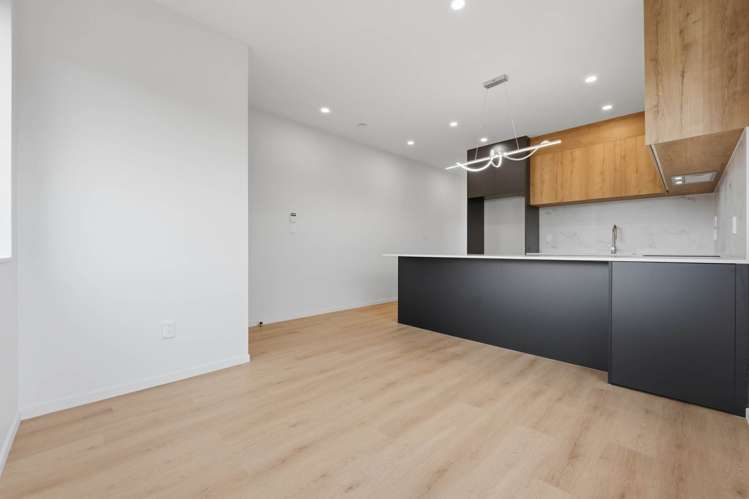11 Stableford Crescent Opaheke_12
