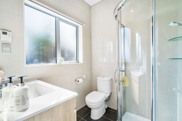 32 Rishworth Avenue Stanmore Bay_8