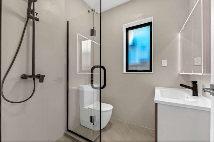 27 Cyperus Street Flat Bush_15