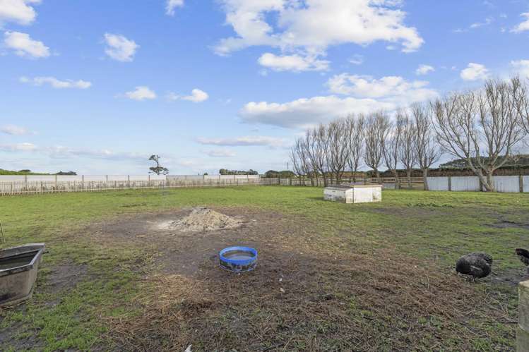 2071 South Road Otakeho_27