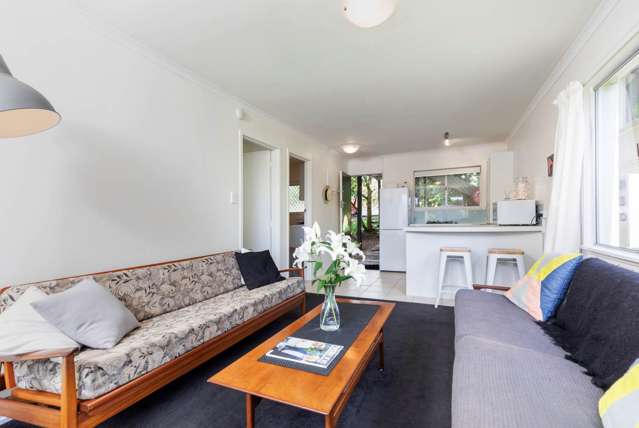 4/27 Hepburn Street Freemans Bay_2