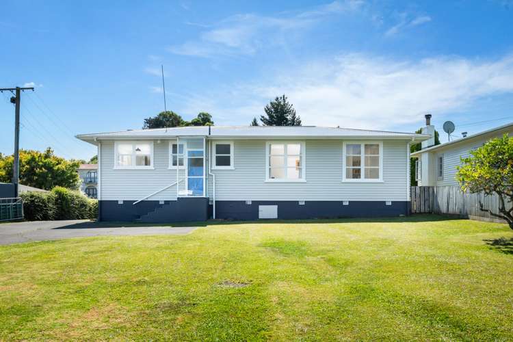 13 Claremont Avenue Paeroa_11