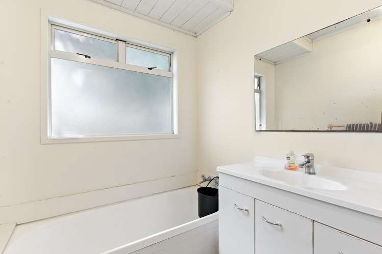 62B Walworth Avenue Pakuranga Heights_11