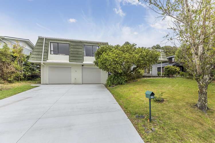 14 Balliol Drive Tawa_17