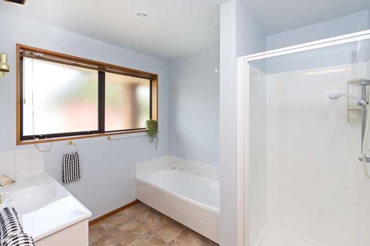 32 Saint Martins Road Saint Martins_13