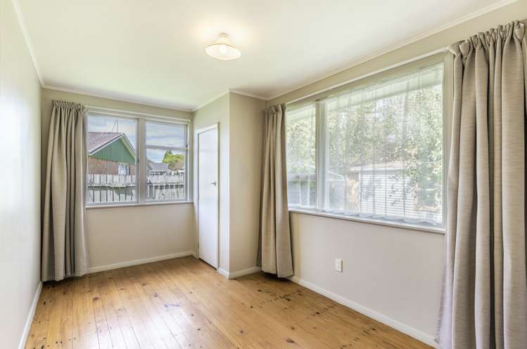 9 Te Wharekaihua Grove Turangi_11