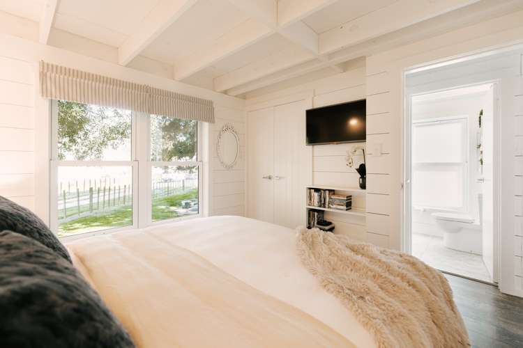 216 Rowes Road Hunterville_19