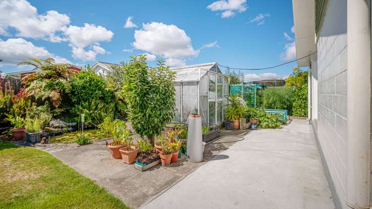 62 Frankleigh Street Somerfield_14