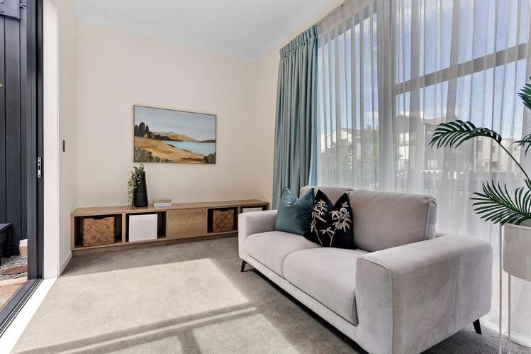 73 Joshua Carder Drive Hobsonville_12