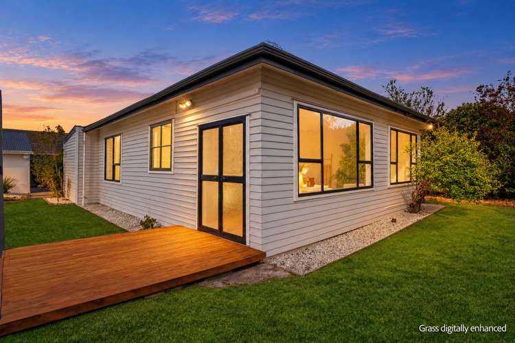 327A Breezes Road_0