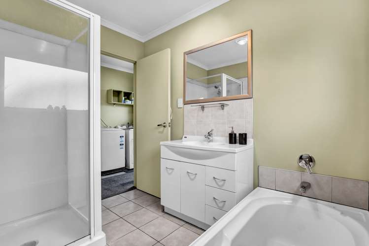 51 Grey Street Normanby_11