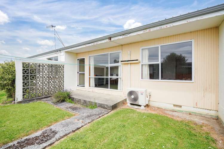 90 Herriot Street Richmond_19