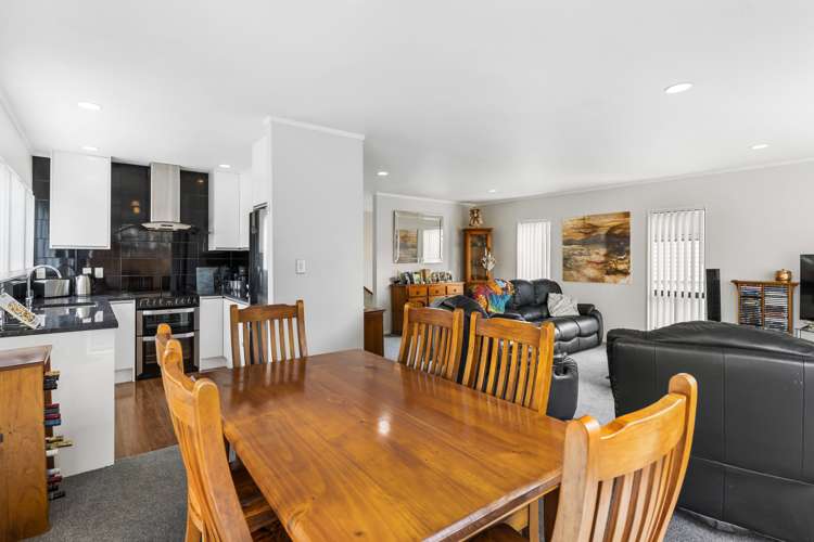 2/245a Rangatira Road Beach Haven_4