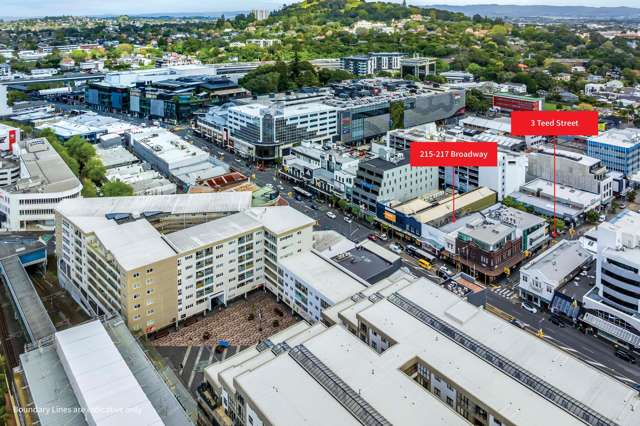 Star investment centre stage on Broadway
