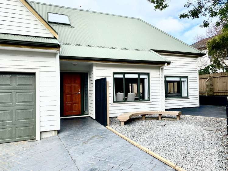 7 Claverton Grove Churton Park_1