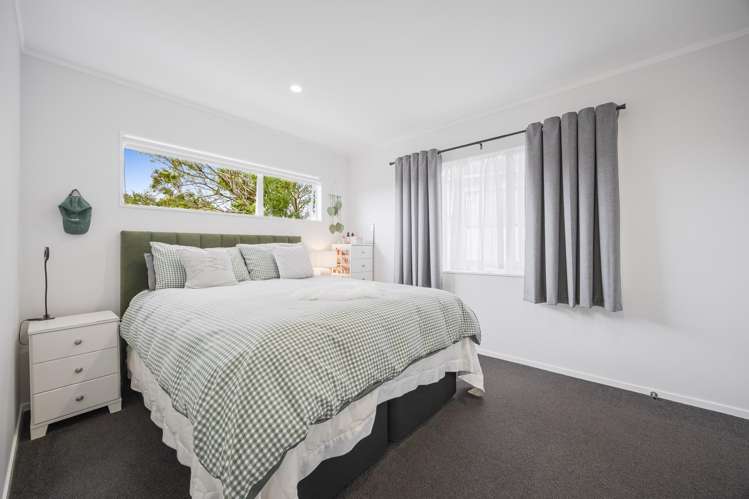 55 Triangle Road Massey_9