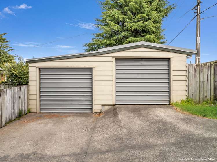 164 Clayton Road Mangakakahi_17