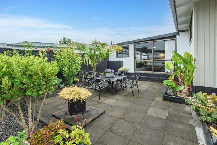 23 Great North Road Te Kamo_14