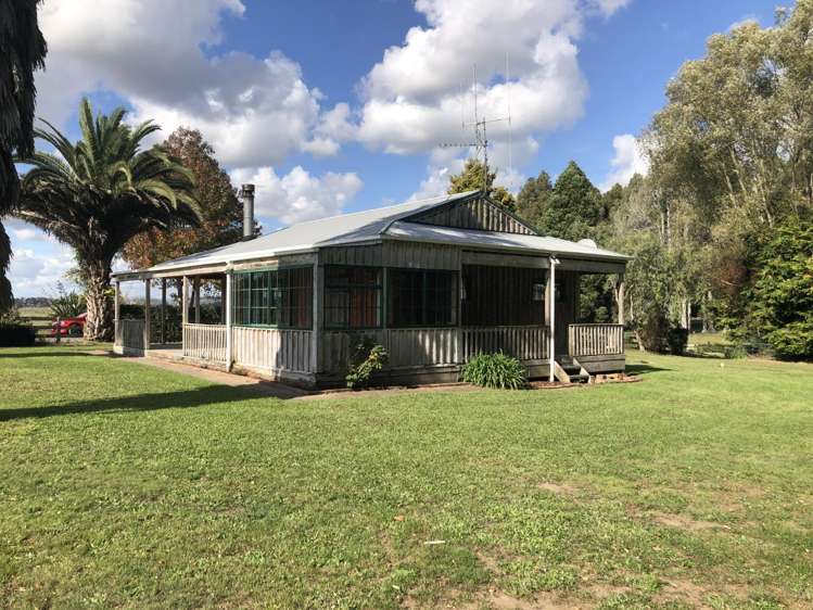 196 Lindsay Road 2757_17
