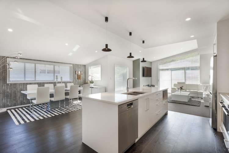 10 Crompton Avenue Churton Park_6