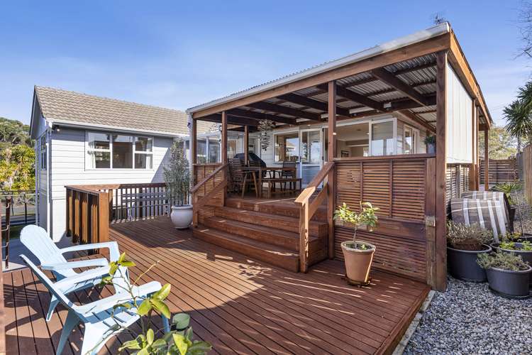 15 Sunkist Bay Road Beachlands_12