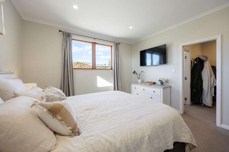49 Meeanee Road Taradale_11