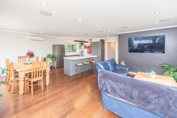 87 Wikitoria Road Whanganui Airport_9