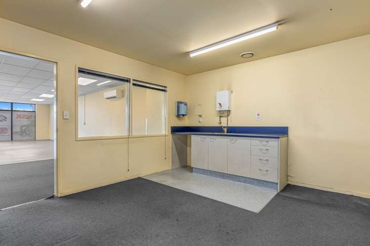 172 Waterloo Road Hornby_7