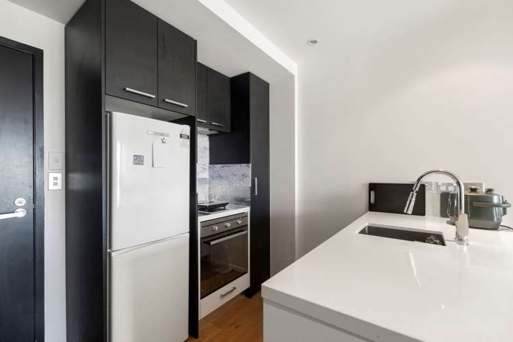 2207/8 Airedale Street City Centre_6