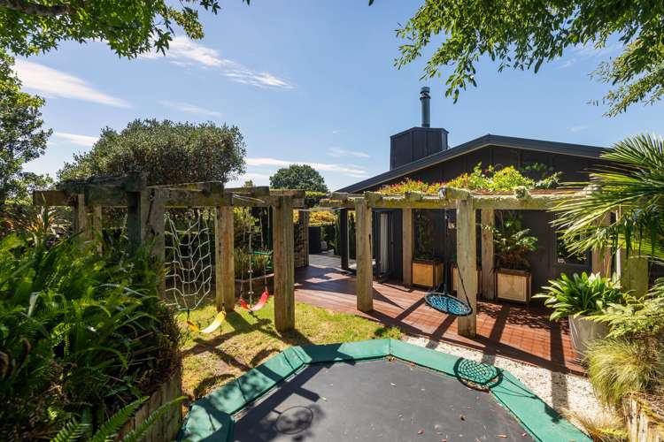 61a Fairmount Road Titirangi_29