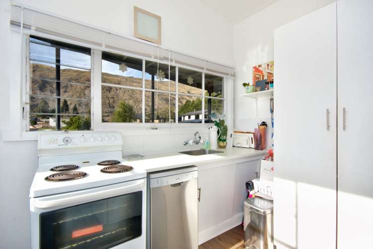 51 Oxford Street Kingston_5