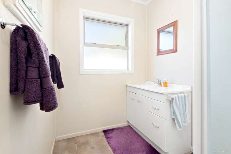 17 Valley Road Waiuku_12