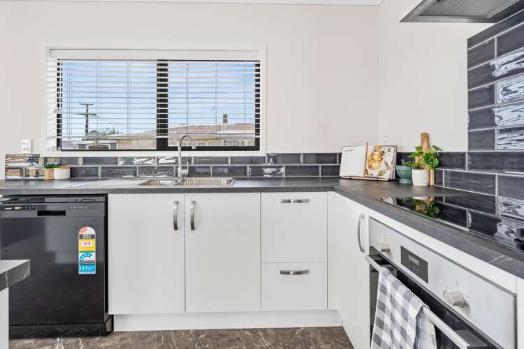 46 Shoemaker Road Waipu_24