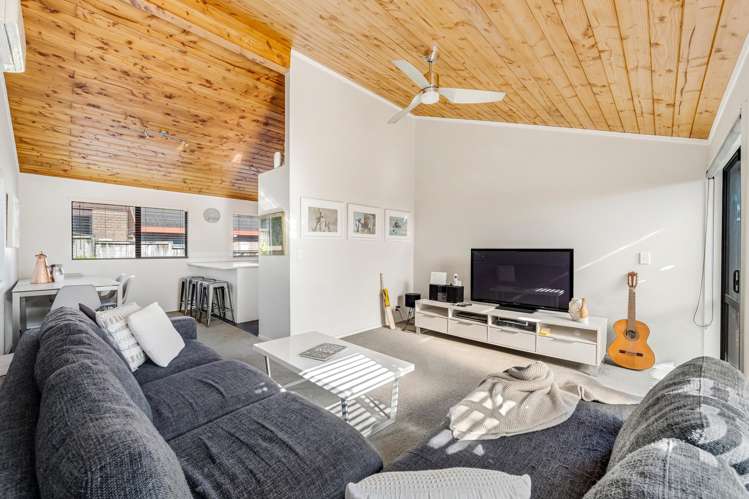 2/153 Whitford Road Somerville_12