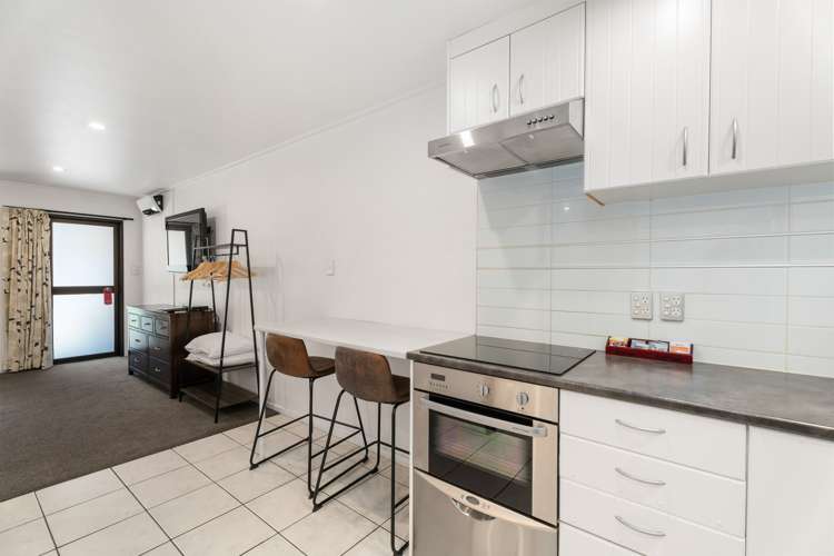 Unit 109/5 Coronation Drive Queenstown_7