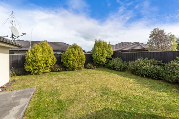41 Farnborough Way Rolleston_9
