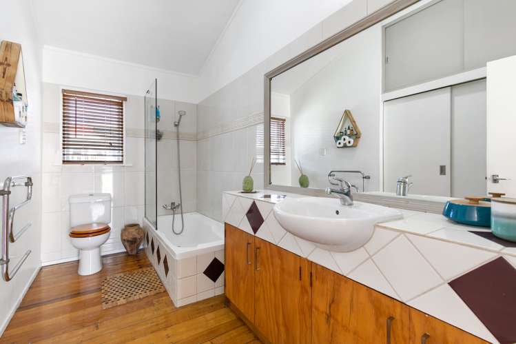 37 Aeroview Drive Beach Haven_9