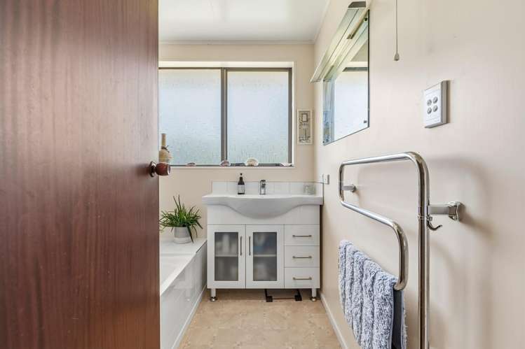 40 Cullen Crescent Tokoroa_15