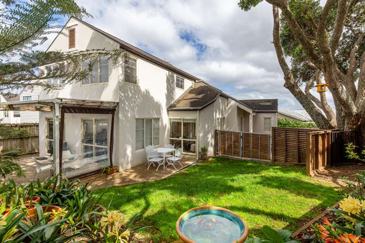 11 Warren Avenue Three Kings_10