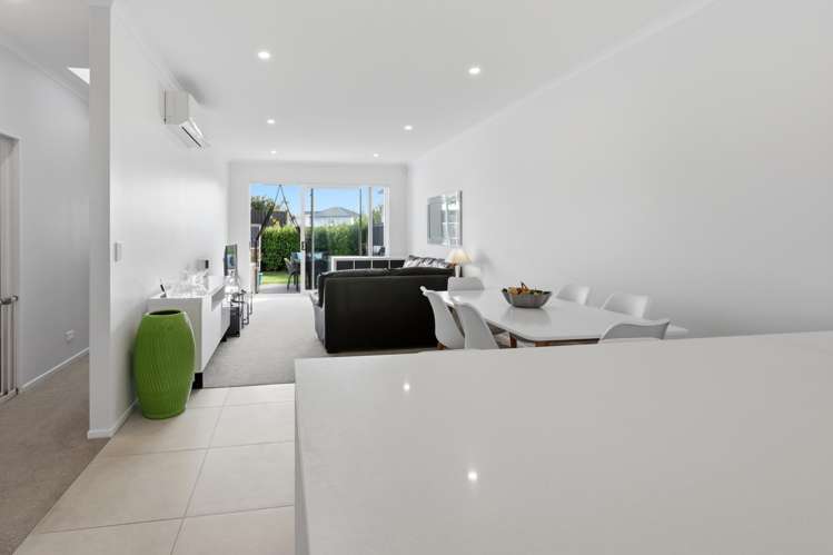 32B Taikura Avenue Red Beach_9