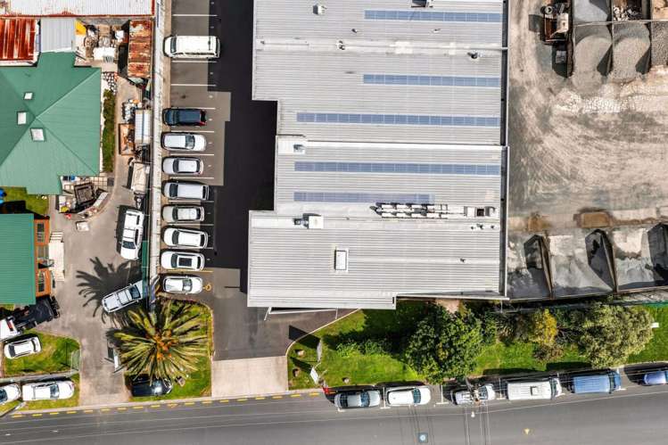 Unit 1, 282 Chadwick Road Greerton_7