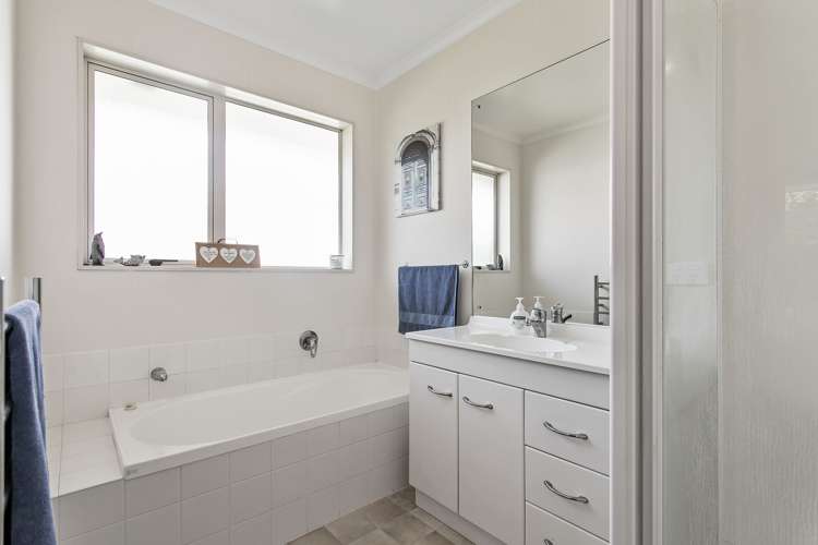 7 Rathmar Drive Manurewa_15