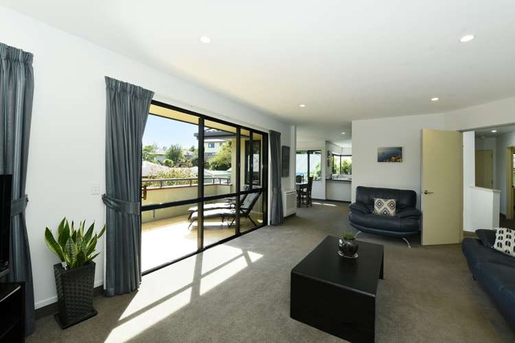 19 Idesia Grove Richmond_6